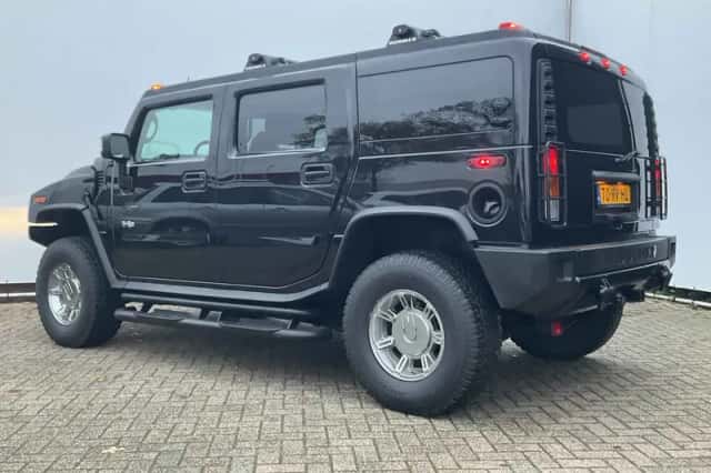 Hummer H2 (2004) thumbnail 2