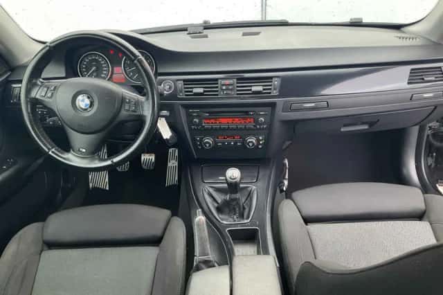 BMW 3-Serie (2009) thumbnail 4