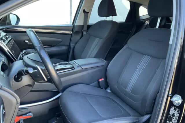 Hyundai Tucson (2022) thumbnail 5