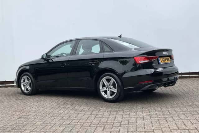 Audi A3 (2019) thumbnail 2
