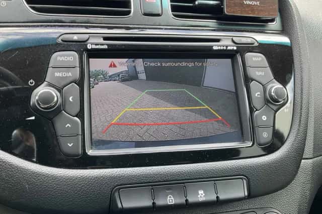 Kia Ceed (2015) thumbnail 5
