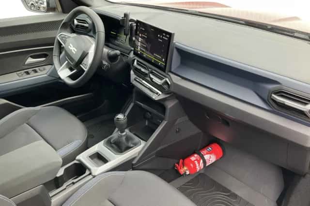 Dacia Bigster (2025) thumbnail 3