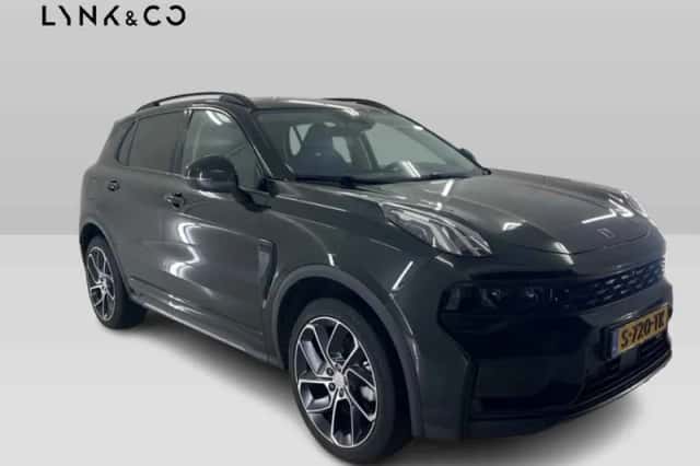 Lynk & Co 01 (2023) thumbnail 2