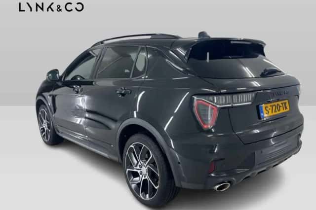 Lynk & Co 01 (2023) thumbnail 3