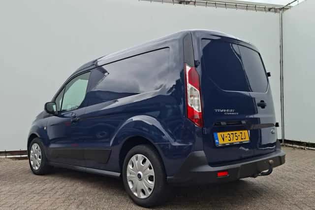 Ford Transit Connect (2019) thumbnail 2