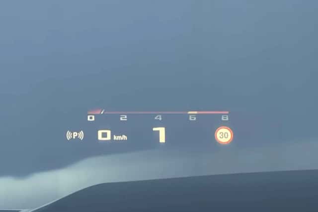 BMW XM (2024) thumbnail 5