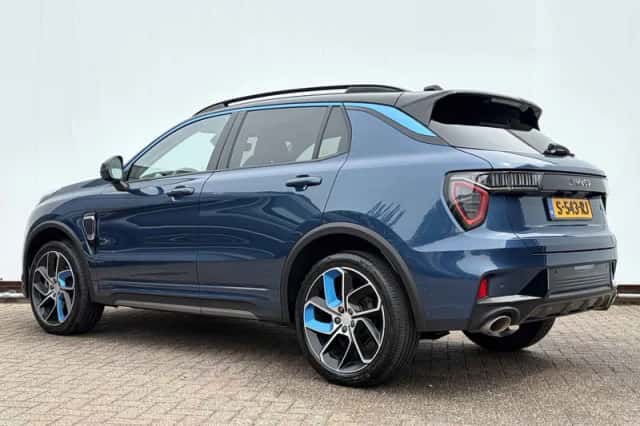 Lynk & Co 01 (2022) thumbnail 2