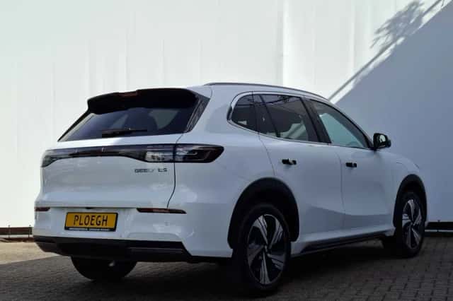 Geely E5 (2026) thumbnail 2