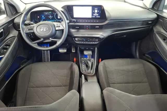 Hyundai Bayon (2022) thumbnail 3