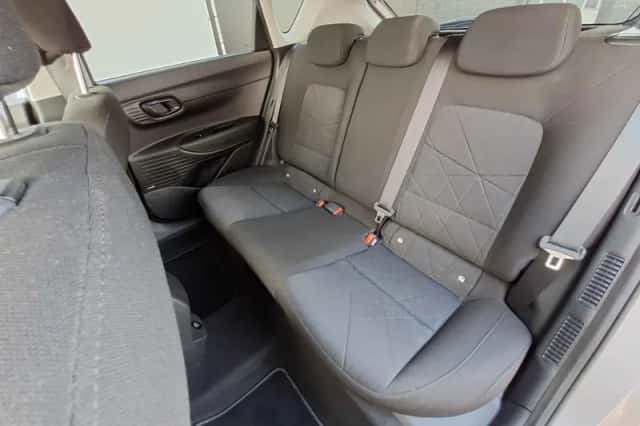 Hyundai Bayon (2022) thumbnail 4
