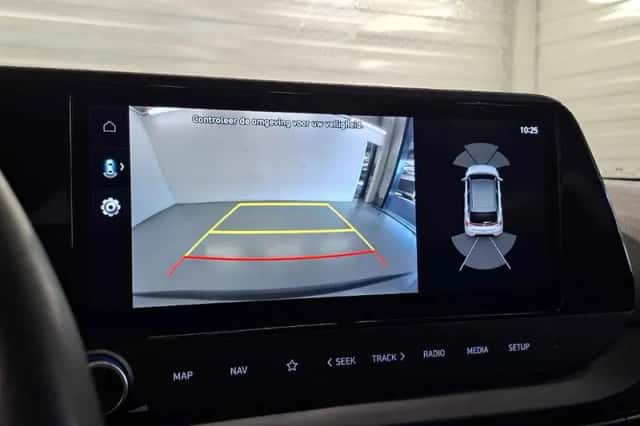 Hyundai Bayon (2022) thumbnail 5