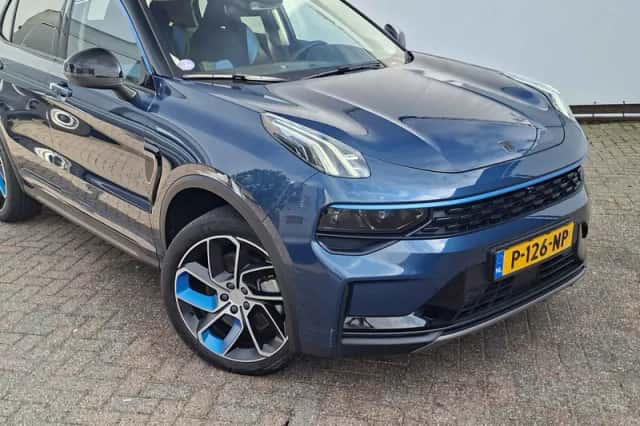 Lynk & Co 01 (2022) thumbnail 2