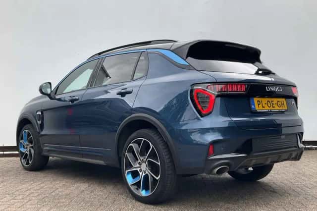 Lynk & Co 01 (2022) thumbnail 2