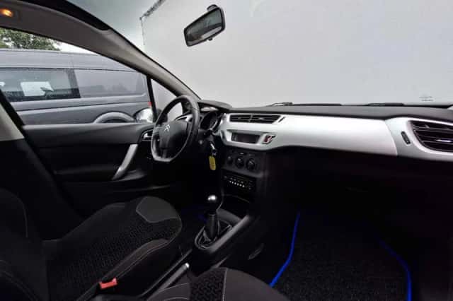 Citroën C3 (2010) thumbnail 3