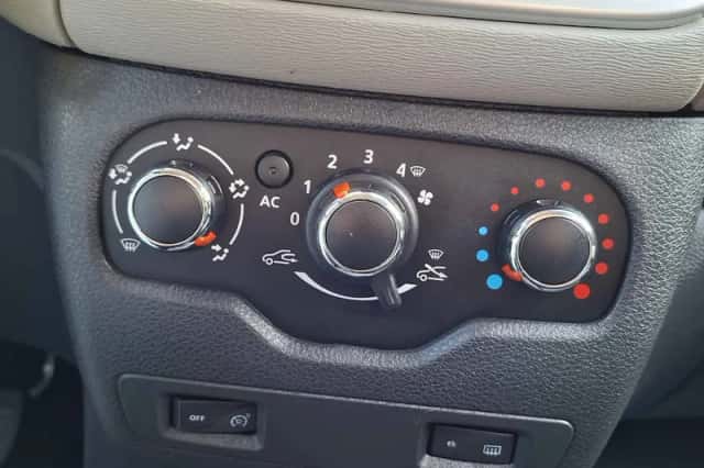 Dacia Lodgy (2013) thumbnail 6