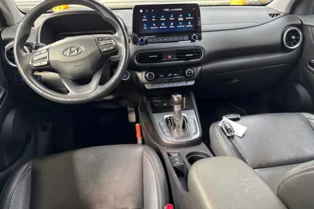 Hyundai Kona (2022) thumbnail 3