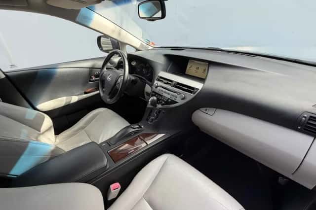 Lexus RX (2010) thumbnail 3