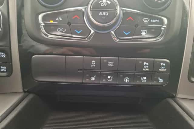 Dodge RAM (2014) thumbnail 5