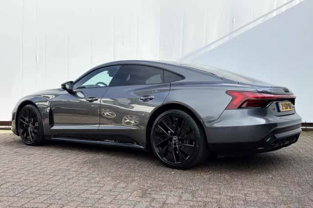 Audi e-tron GT (2022) thumbnail 2