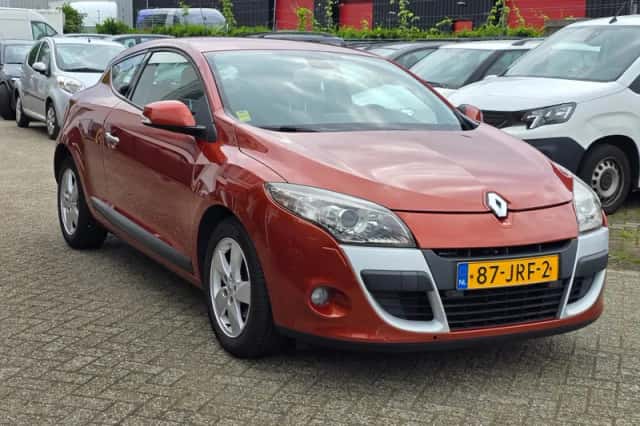 Renault Mégane (2009) thumbnail 2