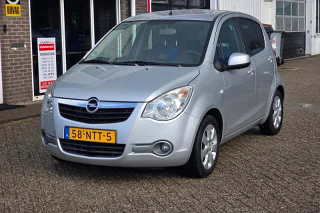 Opel Agila (2010) thumbnail 1