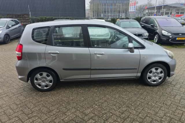 Honda Jazz (2006) thumbnail 4