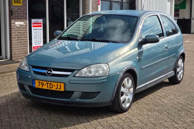 Opel Corsa (2006) thumbnail 1