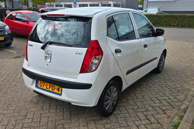 Hyundai i10 (2010) thumbnail 5