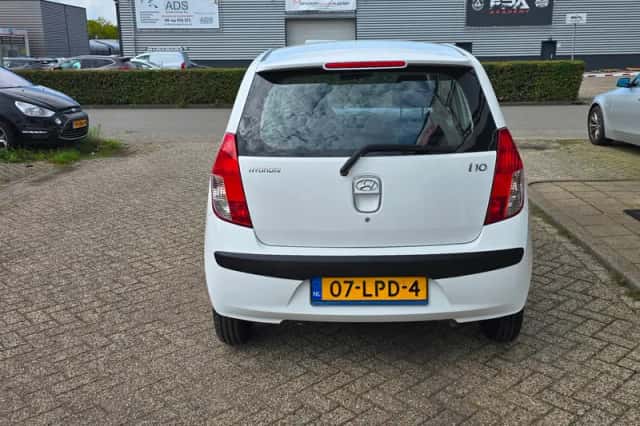Hyundai i10 (2010) thumbnail 6
