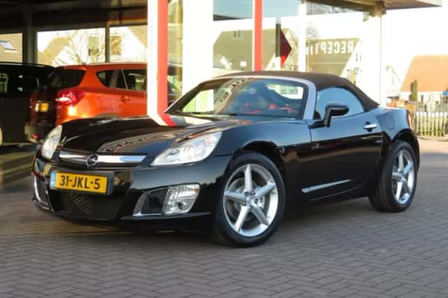 Opel GT (2009) thumbnail 1