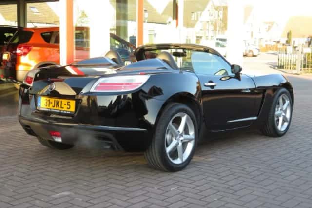 Opel GT (2009) thumbnail 5