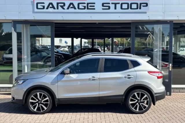 Nissan Qashqai (2014) thumbnail 3