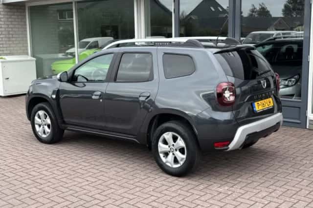 Dacia Duster (2021) thumbnail 4