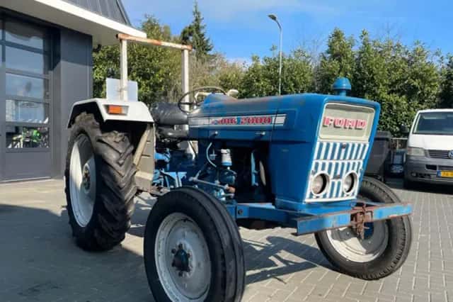 Ford 2000 (1972) thumbnail 6