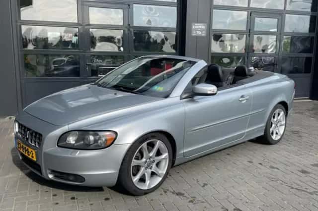 Volvo C70 (2009) thumbnail 1