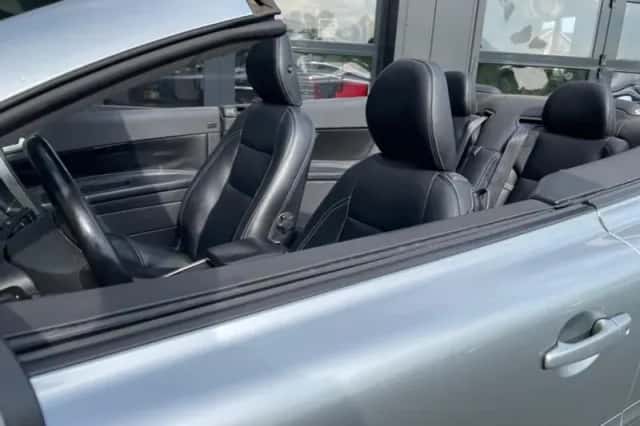 Volvo C70 (2009) thumbnail 3