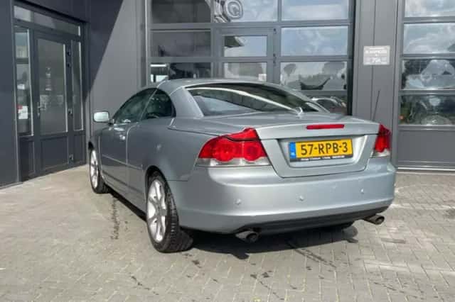 Volvo C70 (2009) thumbnail 4