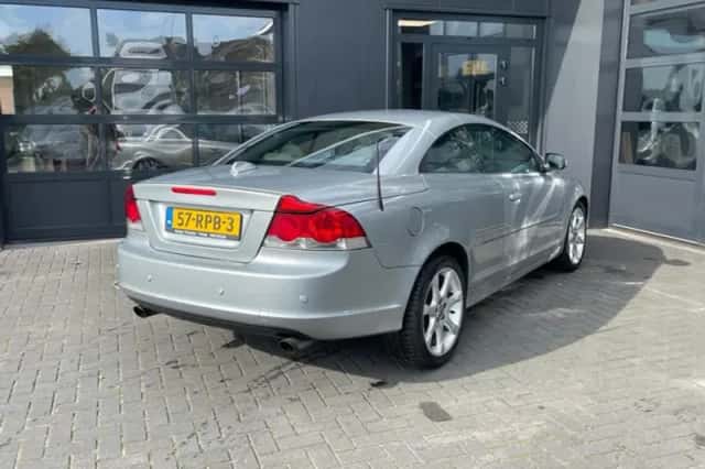 Volvo C70 (2009) thumbnail 6