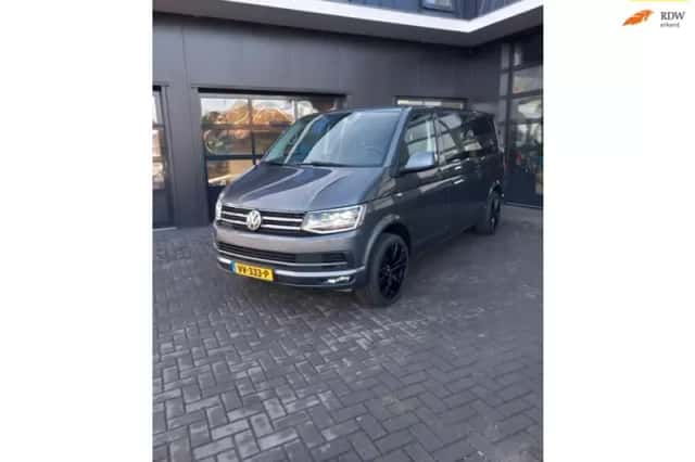 Volkswagen Transporter (2016) thumbnail 1
