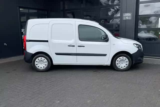 Mercedes-Benz Citan (2021) thumbnail 5