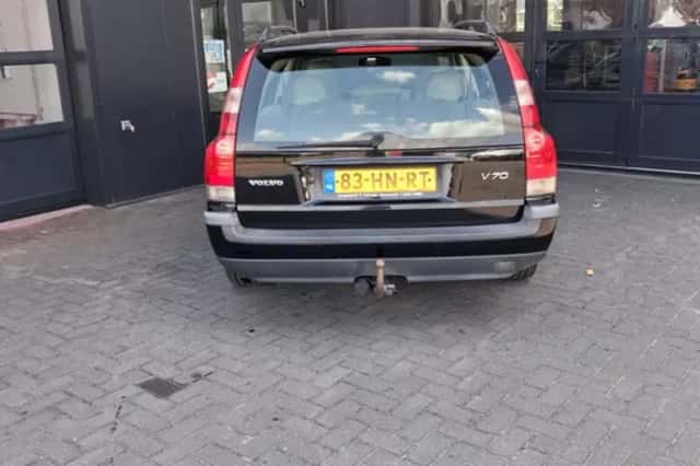 Volvo V70 (2001) thumbnail 4