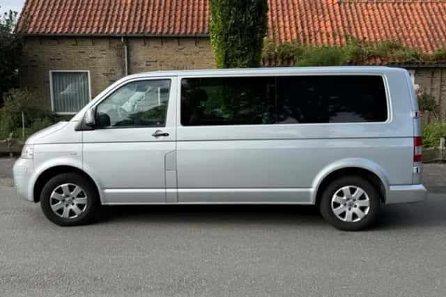 Volkswagen Transporter (2007) thumbnail 2