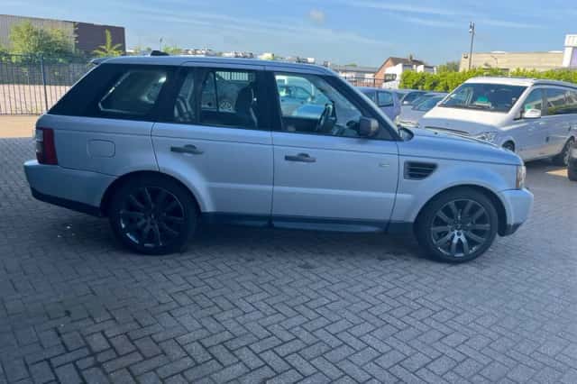 Land Rover Range Rover Sport (2006) thumbnail 2