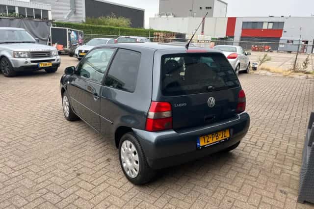 Volkswagen Lupo (2004) thumbnail 3
