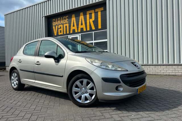 Peugeot 207 (2007) thumbnail 1