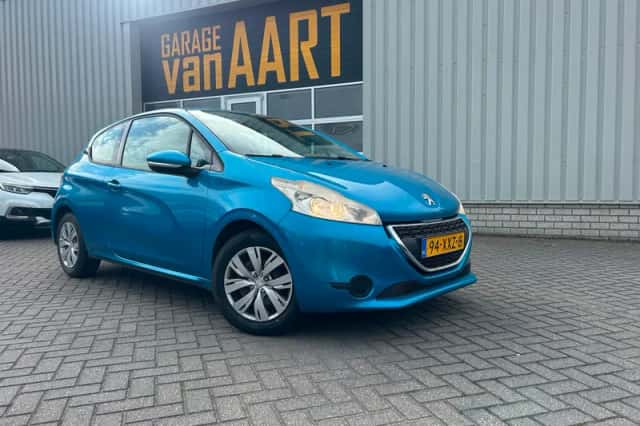Peugeot 208 (2012) thumbnail 1