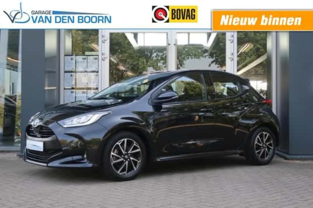Toyota Yaris (2022) thumbnail 1
