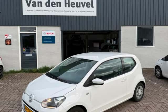 Volkswagen Up! (2012) thumbnail 1