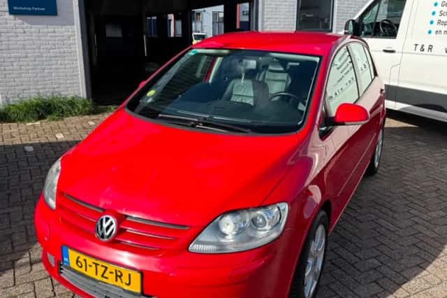Volkswagen Golf Plus (2007) thumbnail 2