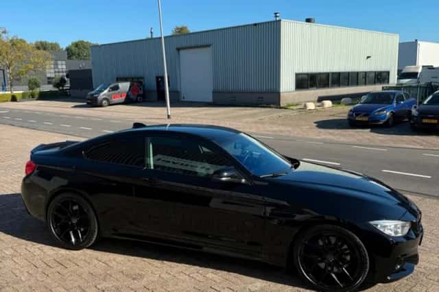 BMW 4-Serie (2014) thumbnail 3